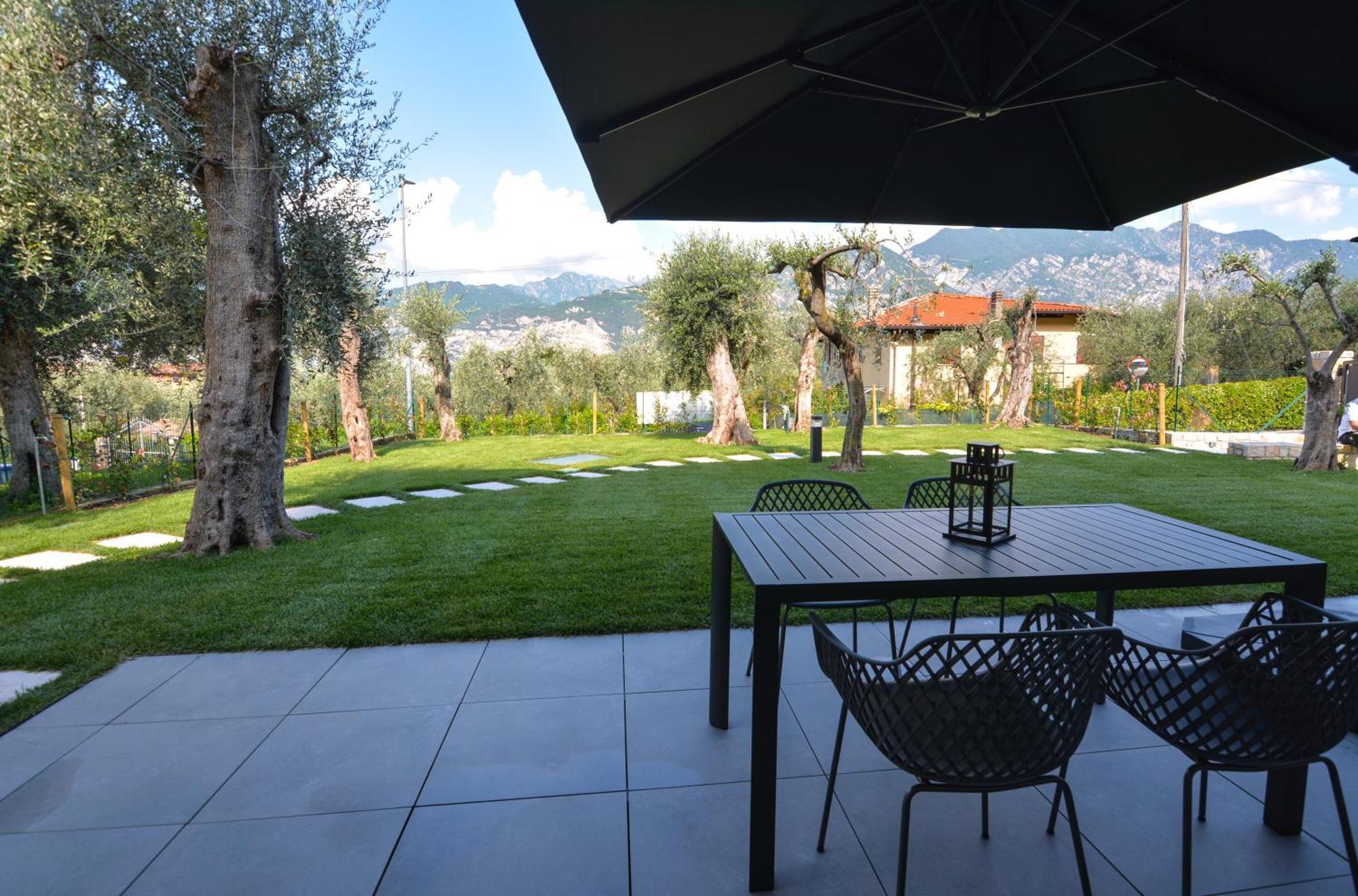 Olivo Luxury Apartments Malcesine Buitenkant foto